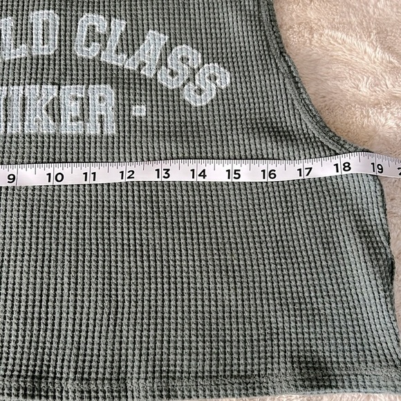 NWT Aerie Offline cropped tank top size medium - Picture 11 of 12